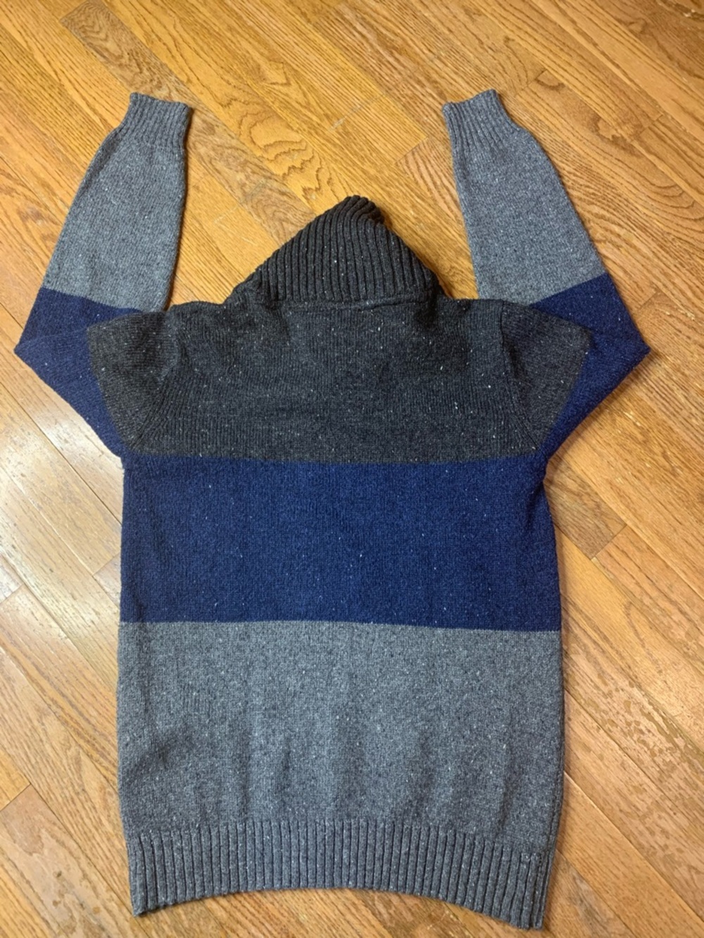 Denver Hayes Men’s Colorblock Shawl Collar Sweater - Size Medium - Picture 2 of 7